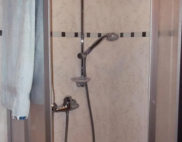 Kleine Einfache In Malerischer Umgebung Salzburgs * Koppl